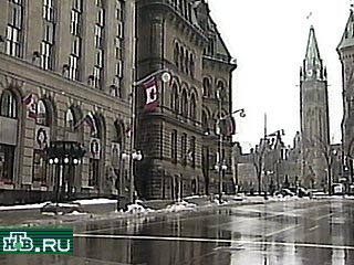Канада - последняя из стран Большой восьмерки, каждую из которых Владимир Путин посетил за год своего президентства