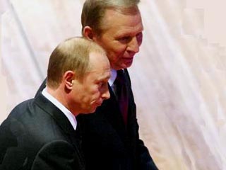                                                                                               Россия и Украина договорились о границах      14:16            Президенты Украины и России Леонид Кучма и Владимир Путин подписали во вторник в Киеве договор об