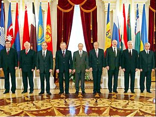 Председателем Совета глав государств СНГ единогласно избран президент Украины Леонид Кучма