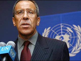 Постоянный представитель РФ при ООН Сергей Лавров сообщил журналистам, что Россия готова предложить использовать в ходе международных инспекций в Ираке свой разведывательный самолет