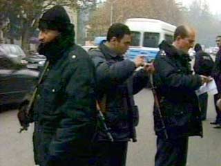 Двенадцатилетний мальчик был похищен в среду вечером в центре грузинского города Зестафони на западе Грузии четырьмя неизвестными вооруженными мужчинами в масках