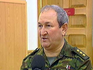 Бывший командующий войсками Северо-Кавказского военного округа генерал-полковник Геннадий Трошев не собирается прекращать службу в армии