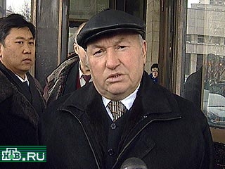 Мэр Москвы Юрий Лужков заявил, что поиск преступников, совершивших покушение на вице-премьера столичного правительства Иосифа Орджоникидзе, пока не дал никаких результатов