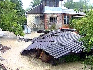 Разрушительное наводнение произошло в Июле 2002 года. Число пострадавших от наводнения на юге России, по данным МЧС, превысило 300 тысяч человек