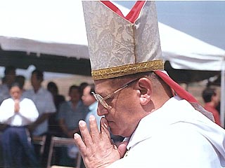 Влиятельный кардинал Мигель Обандо пытается запретить врачам сделать девятилетней девочке аборт