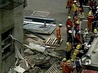 Более 90 человек погибли во время землетрясения в Китае