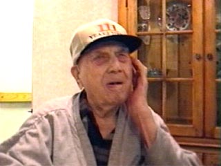 Один из старейших жителей Соединенных Штатов Джон Макморран скончался в понедельник в Лейклэнде (штат Флорида) в возрасте 113 лет. Родившийся 19 июня 1889 года, Макморран был самым старым американцем