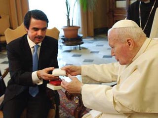 Папа Римский дал аудиенцию премьер-министру Испании Ансару