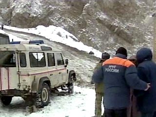 В Дагестане ищут двух охотников, погребенных лавиной