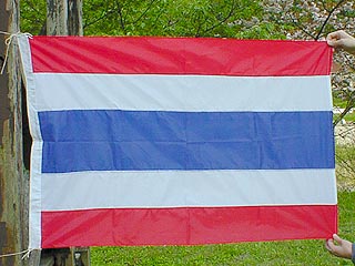 Таиланд потребовал 5% бюджета Камбоджи за разрушенное посольство