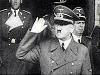 Спустя почти 60 лет после смерти Адольфа Гитлера продолжают выясняться новые подробности из его жизни