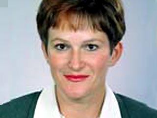 Депутат Сейма Литвы Бируте Весайте, выступая в парламенте, призвала женщин сказать в постели "нет" мужчинам, которые одобряют военную акцию западной коалиции против Багдада