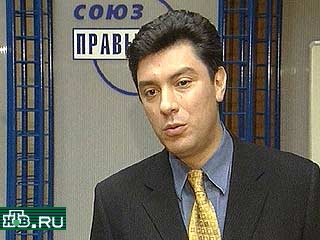 Борис Немцов и Сергей Иваненко заявили сегодня в эфире программы "Зеркало" телеканала РТР, что к следующим выборам в Государственную Думу "Союз Правых Сил" и "Яблоко", возможно, организуют "единый предвыборный список