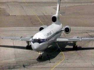 По предварительным данным, причиной аварийной посадки самолета "Ту-154" в аэропорту Владивостока явился отказ системы измерения уровня вибрации 2-ой силовой установки