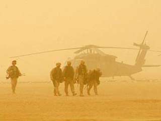Песчаную бурю, бушующую над Ираком, в Багдаде считают "посланием Аллаха"