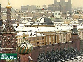 Сегодня президент России Владимир Путин проведет в Кремле совещание с полпредами в семи федеральных округах