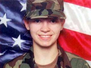 В то же время другие представители Центрального командования рассказали, что из плена удалось вызволить рядового армии США 19-летнюю Джессику Линч, которая числилась пропавшей без вести