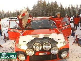 Томми Мякинен теперь не только четырехкратный чемпион мира, но и персональный водитель Санта Клауса