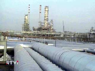 Российские компании извлекали наибольшие прибыли от продаж Ираку в рамках программы ООН "Нефть в обмен на продовольствие". Они также стали крупнейшими посредниками в продаже иракской нефти