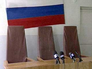 В суде Октябрьского района Новосибирска начался процесс по делу серийного грабителя, совершавшего нападения на женщин в лифтах. 29-летний житель Омска обвиняется в совершении более 50 нападений