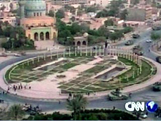 20 американских танков вошли на площадь Тахрир, которая находится практически в самом центре восточного района иракской столицы