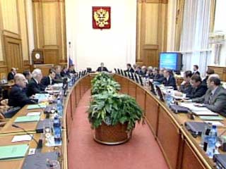Михаил Касьянов на заседании правительства сообщил, что Минфин и Минэкономразвития практически согласовали шаги налоговой реформы. И они позволят уже в следующем году снизить фискальную нагрузку