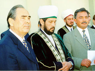 Лидер мусульман Татарстана муфтий Гусман Исхаков и руководители республики