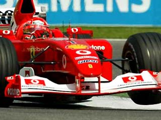 Михаэль Шумахер выиграл первую квалификацию Гран-при Сан-Марино