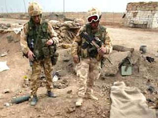 Несколько свежих массовых захоронений иракских военнослужащих обнаружено в субботу сразу в нескольких городах Ирака