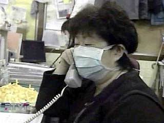 Жителям Пекина теперь необходимо сообщать о симптомах заболевания атипичной пневмонией непосредственно в службу неотложной медицинской помощи по телефону