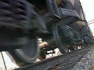 Как стало известно в понедельник, на железной дороге недалеко от Новосибирска, произошел несчастный случай - под поезд попал человек