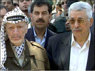 Глава Палестинской автономии Ясир Арафат и премьер-министр Махмуд Аббас (Абу Мазен) в среду достигли соглашения по вопросам формирования нового кабинета министров ПА