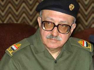 Бывший вице-премьер иракского правительства Тарик Азиз сдался американским войскам в рамках предварительно заключенной сделки