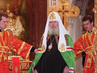 Патриарх Алексий II сожалеет о том, что не смог провести пасхальное богослужение