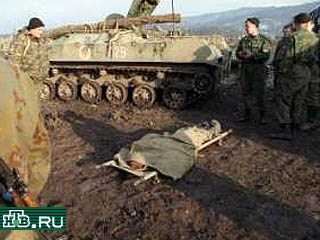 боевики обстреляли бронетранспортер с милиционерами в районе населенного пункта Самашки