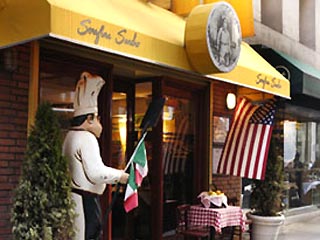 Итальянец обошел запрет на курение в Нью-Йорке в своем ресторане