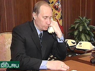 Путин и Клинтон переговорили по телефону