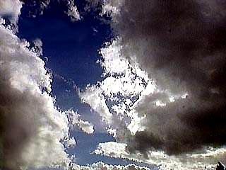 9 мая над Москвой при необходимости разгонят облака
