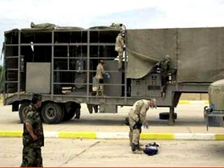 Американские войска в Ираке нашли трейлер, который использовался при режиме Саддама Хусейна в качестве мобильной лаборатории по изготовлению биологического оружия