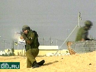 Израильские солдаты ранили трех человек на юге Ливана