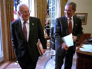 Президент США Джордж Буш и его заместитель Дик Чейни представили в управление по служебной этике ежегодные отчет о размере своего состояния и заработках за год