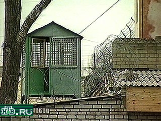Действия спецслужб, в результате операции которых, как сообщалось сегодня, были задержаны более 20 боевиков, проникших на территорию области якобы по заданию полевого командира Арби Бараева, вызвали неоднозначную реакцию среди чеченцев, живущих в Волгогра