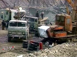 Спасатели МЧС Северной Осетии приступили к демонтажу оборудования в Кармадонском ущелье