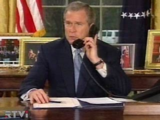 Буш провел первый телефонный разговор с премьером ПНА