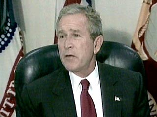 Президент Буш, пытаясь спасти свой план ближневосточного урегулирования, рассматривает возможность посещения Ближнего Востока в течение ближайших нескольких недель
