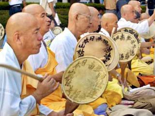 Ученые убедились, что секрет вечного счастья буддистов кроется в их мозге