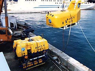 В Японии сегодня объявлено о потере уникального батискафа "Кайко", способного погружаться в море на глубину 11 километров