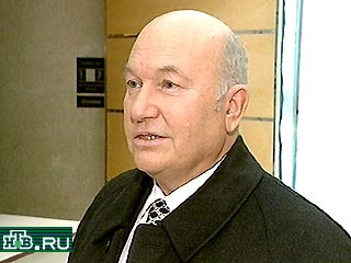 Мэр столицы Юрий Лужков заявил сегодня, что в 2001 году строительство Третьего транспортного кольца будет продолжено
