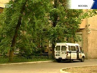 В Москве в Малом Левшинском переулке в доме N 7 в одном из офисов сработало взрывное устройство, сообщили "Интерфаксу" источники в ГУВД столицы