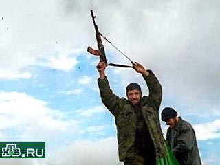 Сегодня вечером в Грозном боевики обстреляли бронемашину российских сил